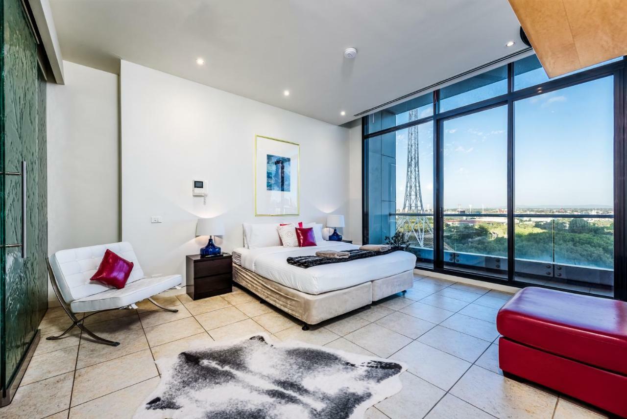 Exclusive Stays - Gallery Penthouse Melbourne Exterior photo